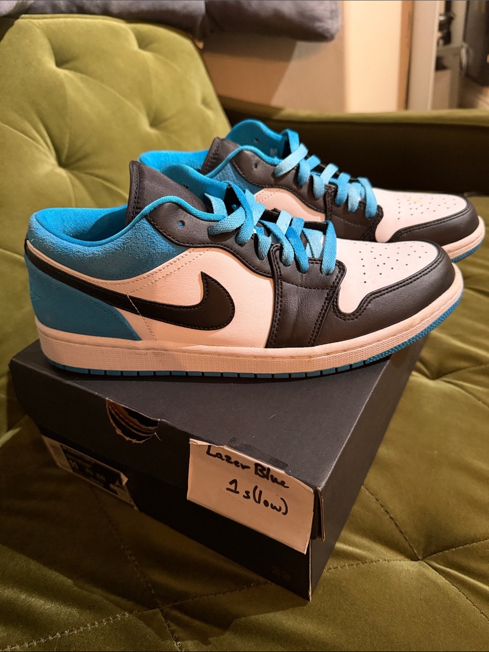 Nike Air Jordan 1 Low - White/Black/Laser Blue